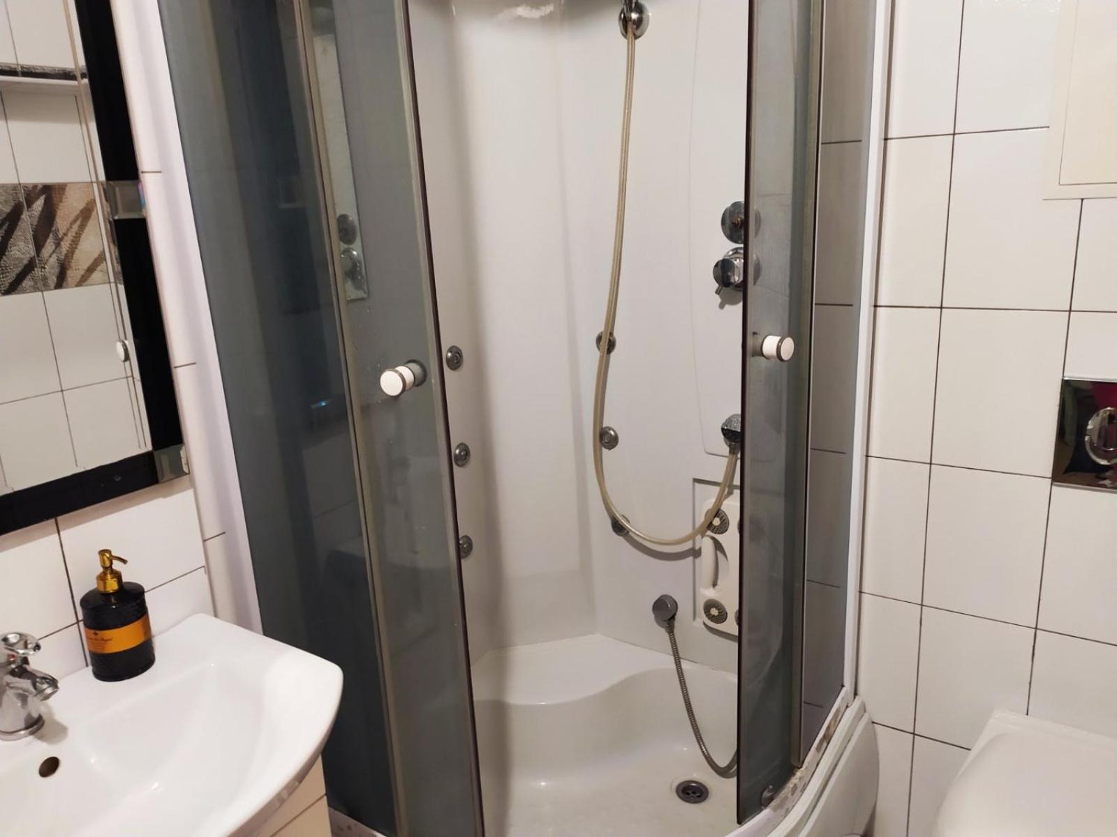 Apartments Anna Lwów Zewnętrze zdjęcie